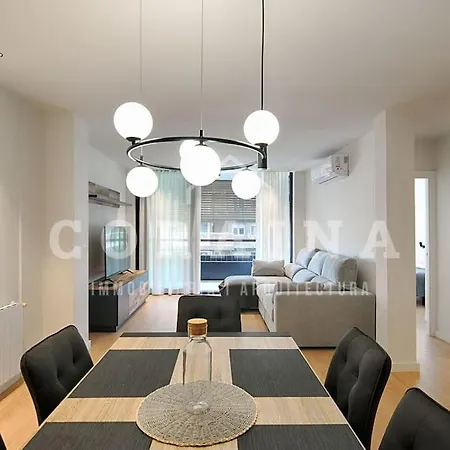 Apartment Center Gerona